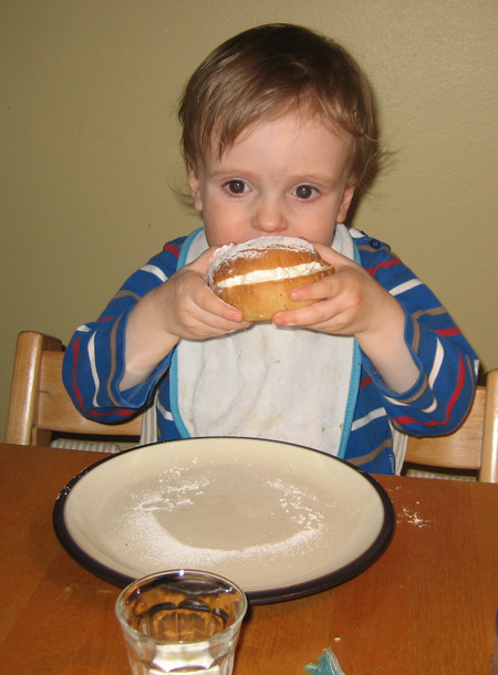 Olleäter semla